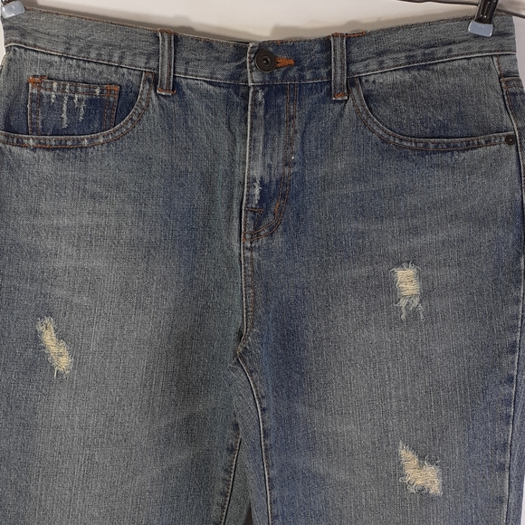 Piper & Blue Distressed Faded Jean Capris Size 9 - Picture 3 of 16